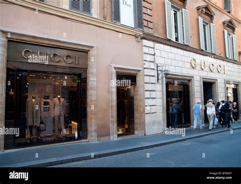 roma via condotti gucci|Roma Flagship .